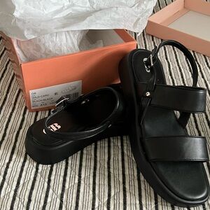 New in Box GB Black Strappy Sandals Sz 10